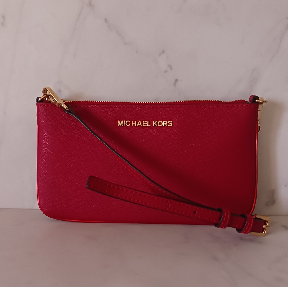 NWOT Michael Kors Cherry Red Saffiano Leather Wallet Crossbody